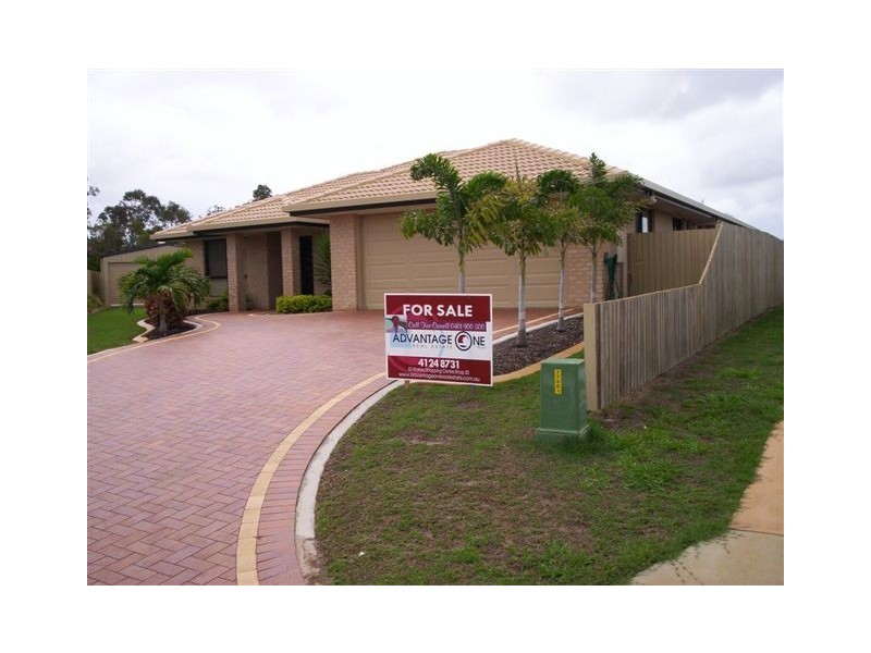 8 McIntyre ct, Urraween QLD 4655