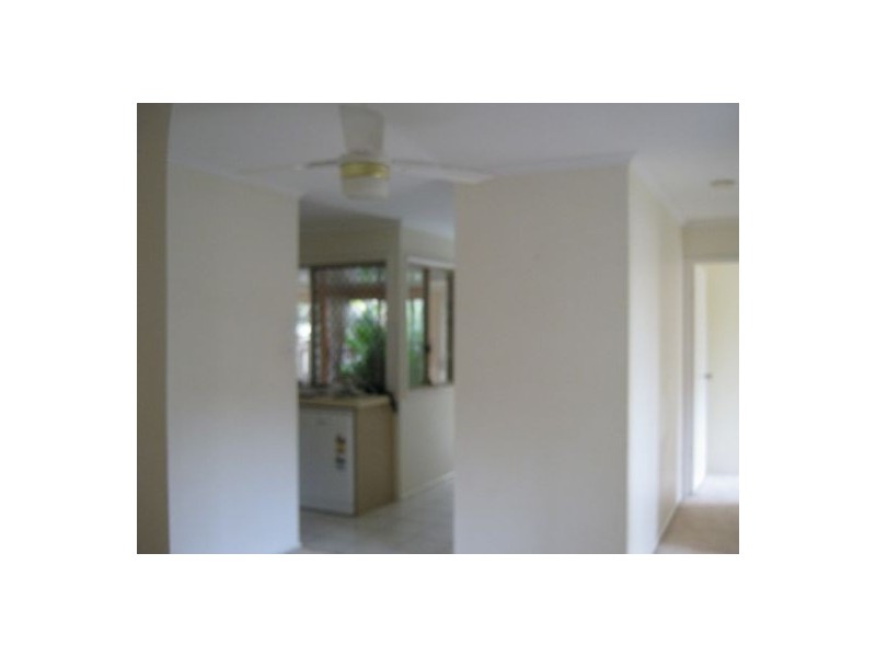 16 Palm Meadows Place, Pialba QLD 4655
