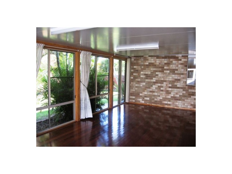 16 Palm Meadows Place, Pialba QLD 4655