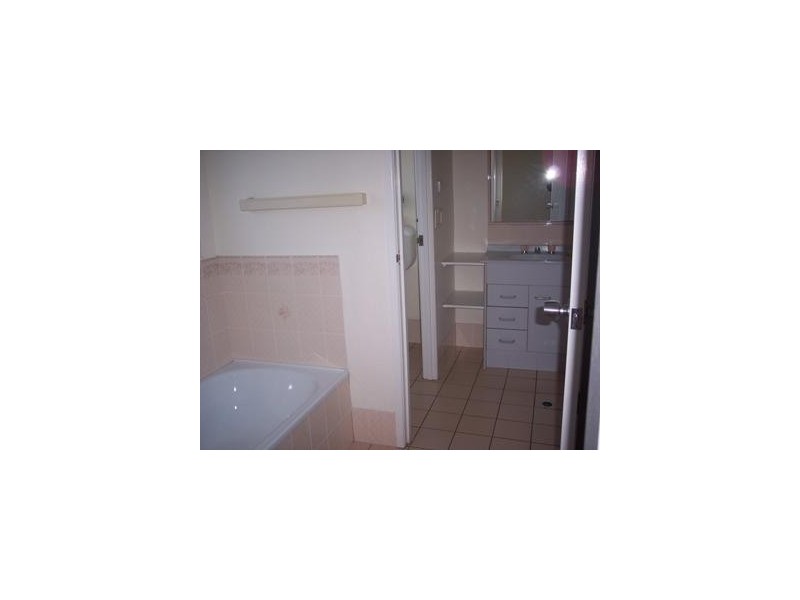 16 Palm Meadows Place, Pialba QLD 4655