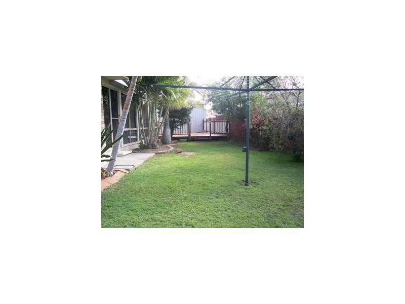 16 Palm Meadows Place, Pialba QLD 4655