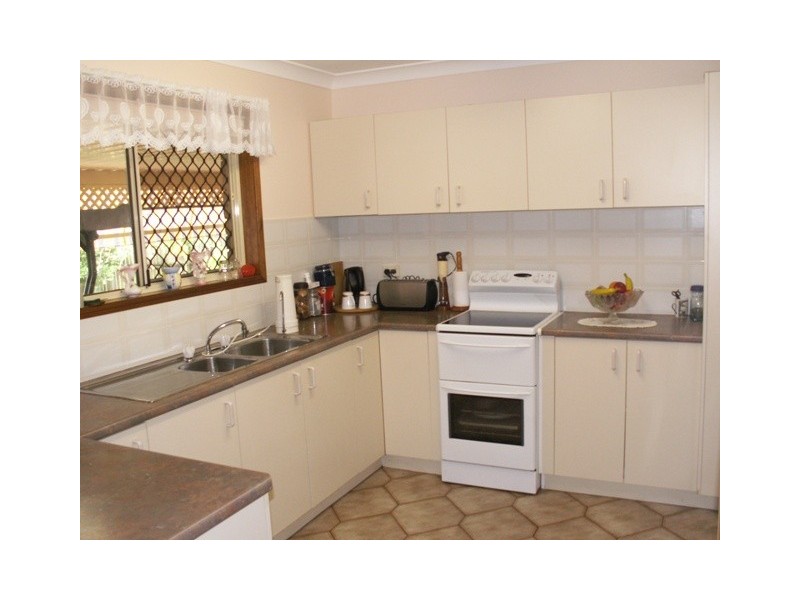 38 Thornbill Drive, Eli Waters QLD 4655