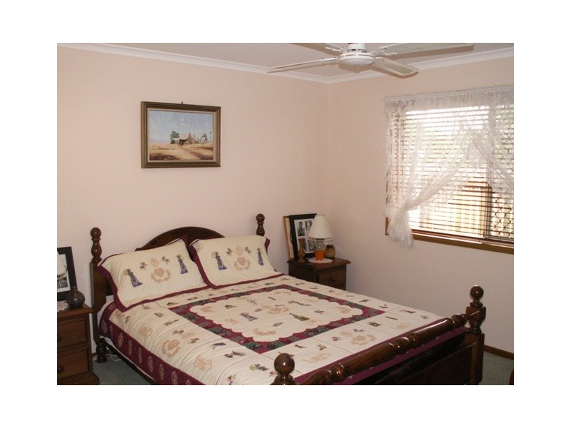 38 Thornbill Drive, Eli Waters QLD 4655