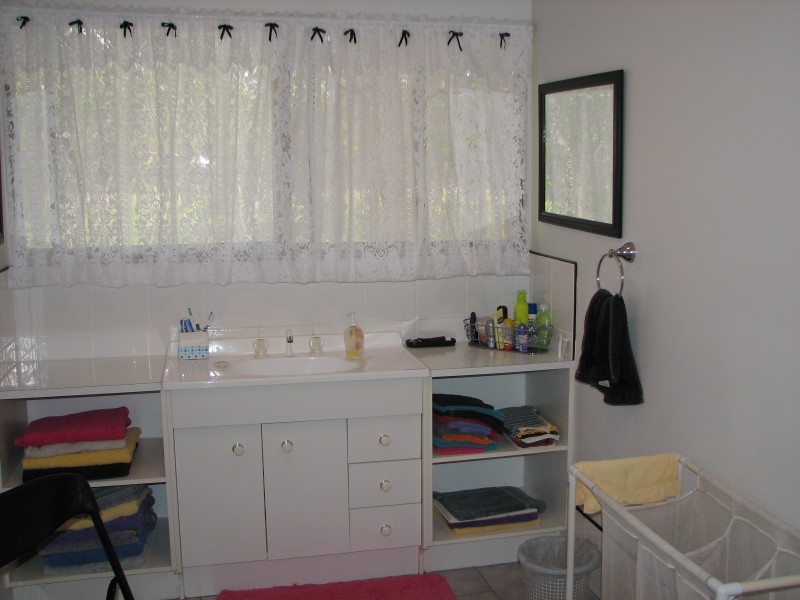 Takura QLD 4655