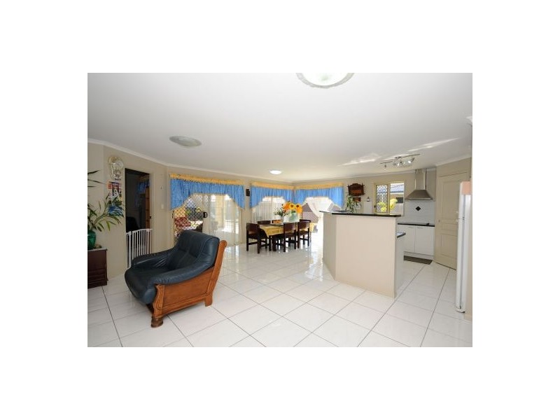 9 Lakeridge Drive, Dundowran QLD 4655