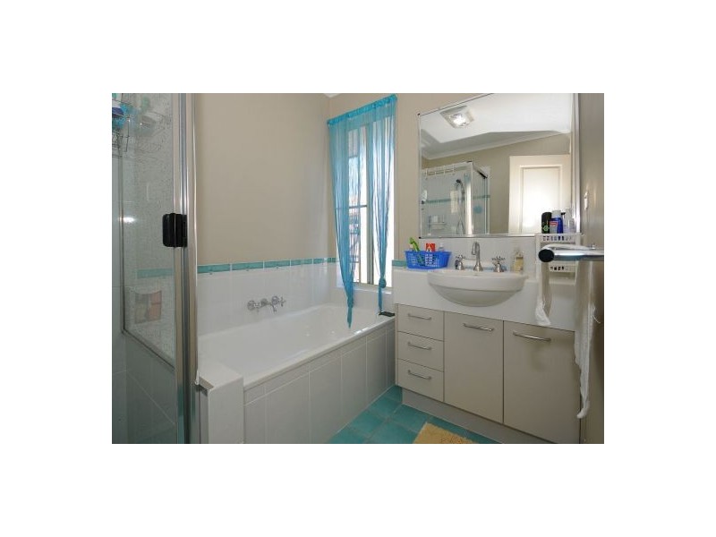 9 Lakeridge Drive, Dundowran QLD 4655