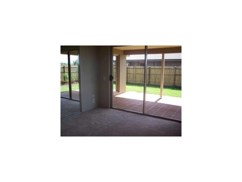 13 Captain Cook Street, Urraween QLD 4655