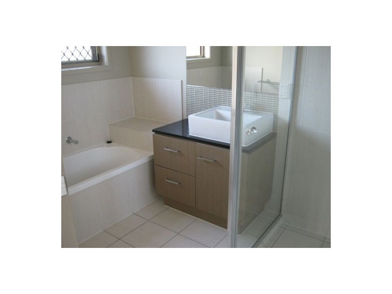 13 Captain Cook Street, Urraween QLD 4655