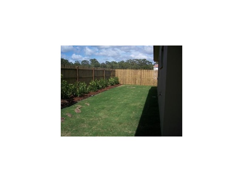 13 Captain Cook Street, Urraween QLD 4655