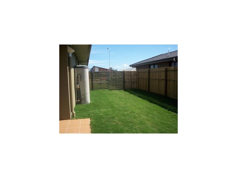 13 Captain Cook Street, Urraween QLD 4655