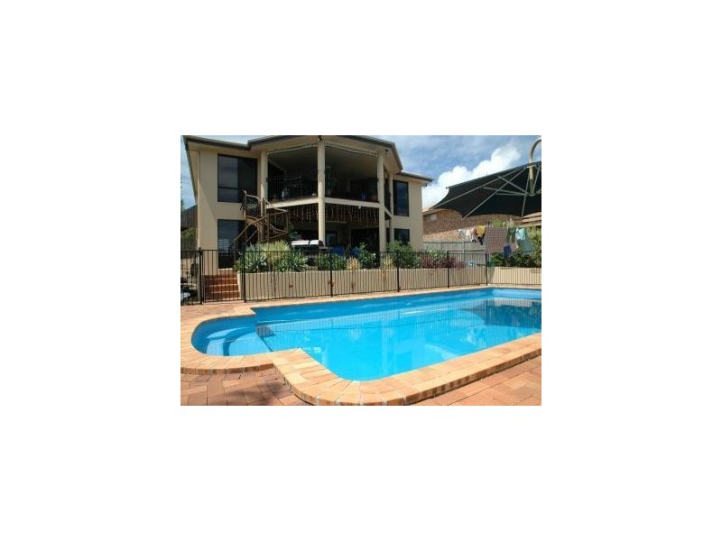 33 Royal Drive, Hervey Bay QLD 4655