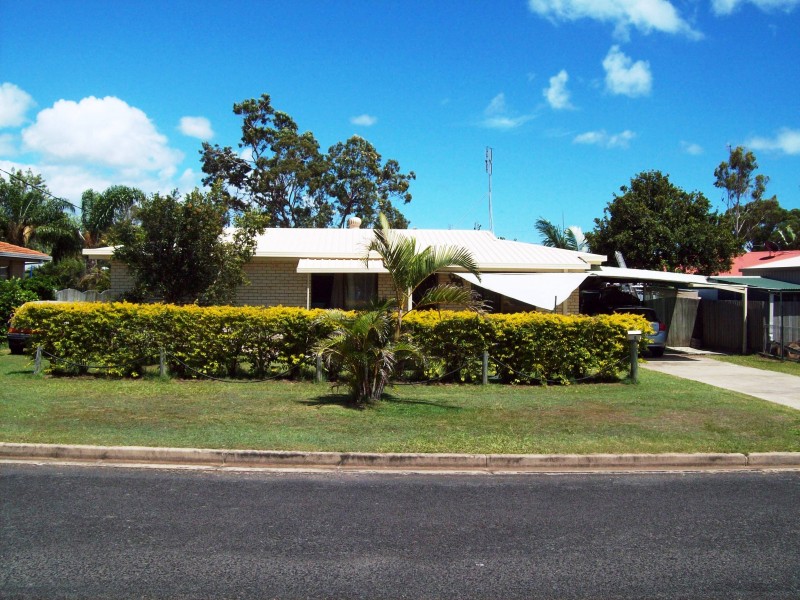5 Howlett Street, Urangan QLD 4655