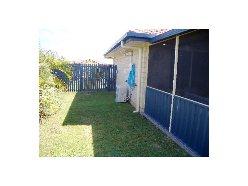 5 Whistler, Eli Waters QLD 4655