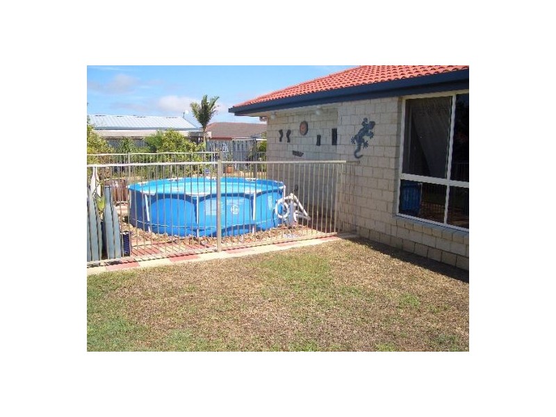 5 Whistler, Eli Waters QLD 4655