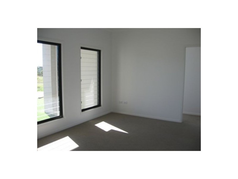 73 Samarai Drive, Wondunna QLD 4655