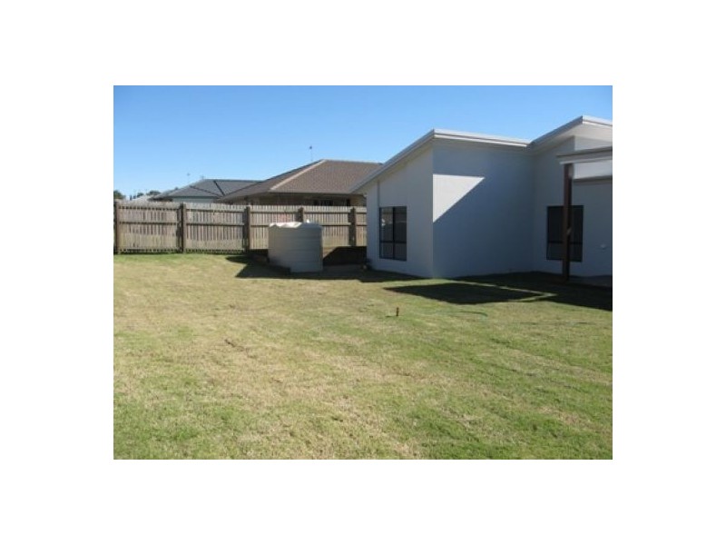 73 Samarai Drive, Wondunna QLD 4655