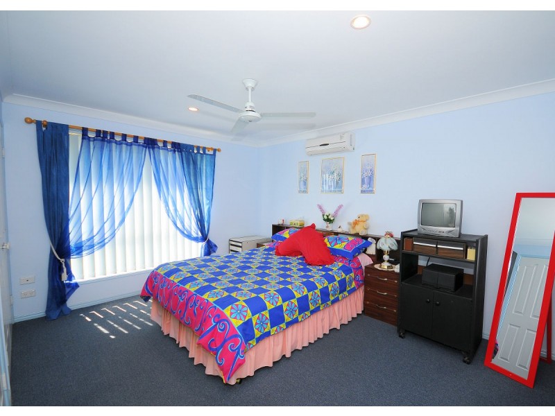 Urangan QLD 4655