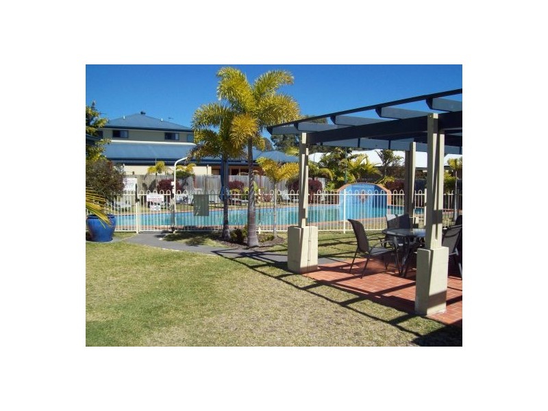32-34 Elizabeth Street, Urangan QLD 4655