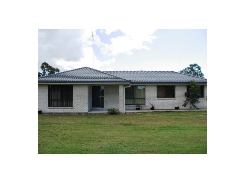 75 Seaview Drive, Booral QLD 4655