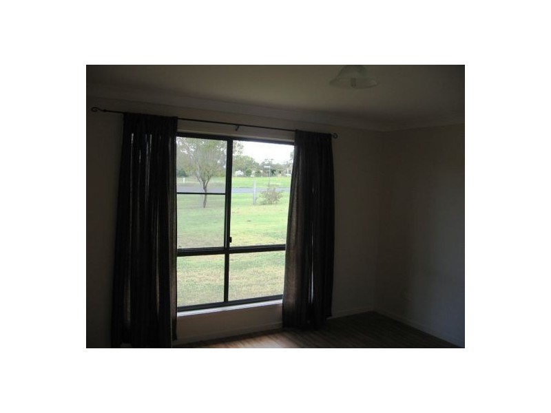 75 Seaview Drive, Booral QLD 4655