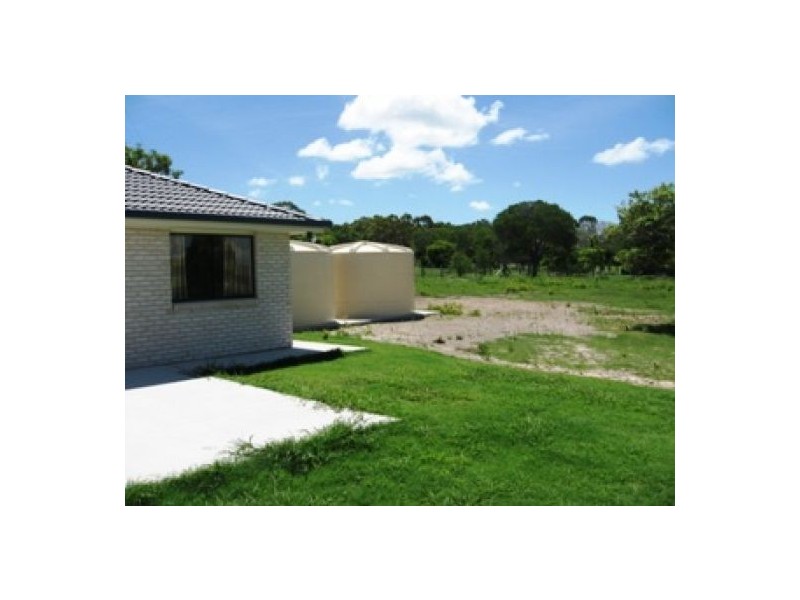 75 Seaview Drive, Booral QLD 4655