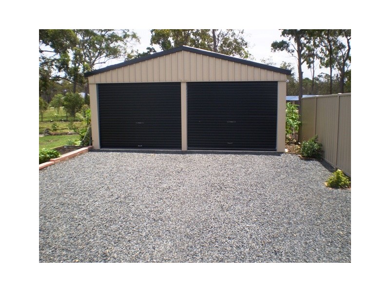 10 brypat close, Burrum Heads QLD 4659
