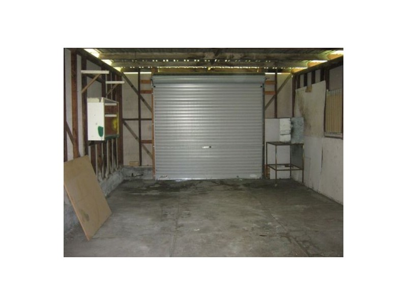 8 Hibiscus Street, Urangan QLD 4655