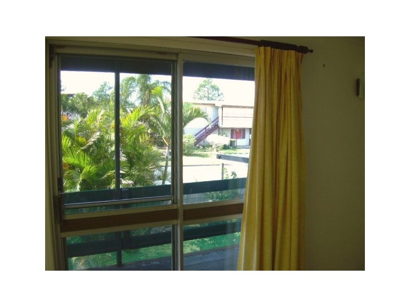 14 Hayworth, Point Vernon QLD 4655