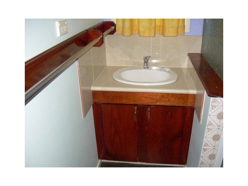 14 Hayworth, Point Vernon QLD 4655