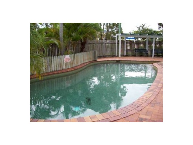5/4 Pilot Street, Urangan QLD 4655