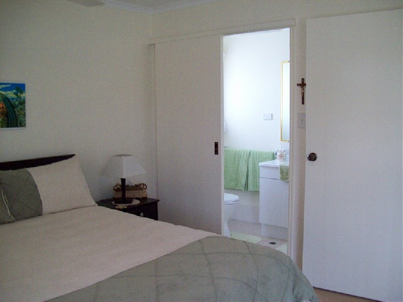 Point Vernon QLD 4655