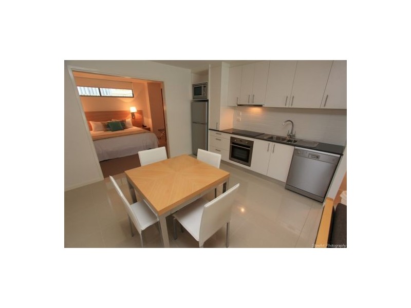 627 Charlton Esplanade, Urangan QLD 4655