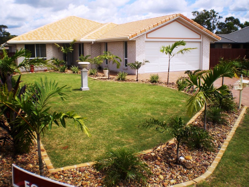 4 mcintyre ct, Urraween QLD 4655