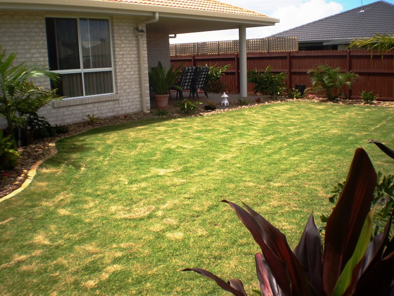 4 mcintyre ct, Urraween QLD 4655