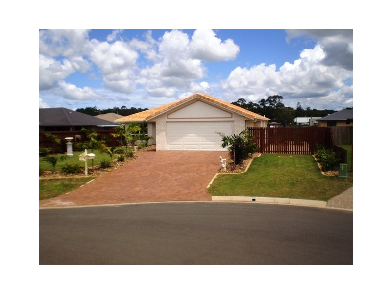 4 mcintyre ct, Urraween QLD 4655