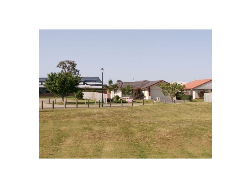 18 Endeavour Way, Eli Waters QLD 4655