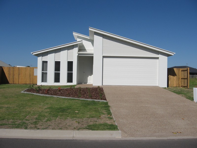 39 Fraser Waters Parade, Toogoom QLD 4655