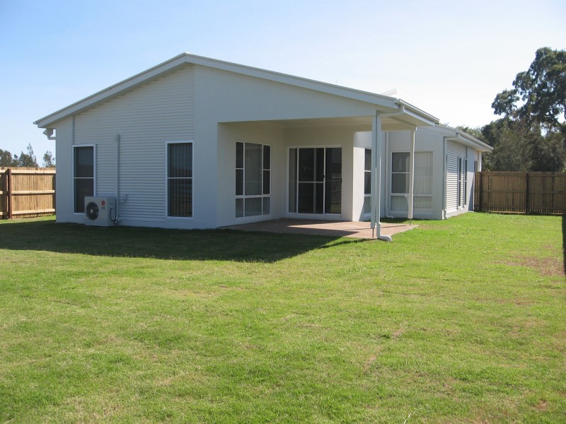 39 Fraser Waters Parade, Toogoom QLD 4655