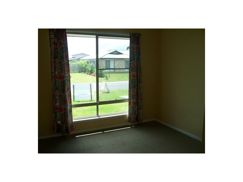 63 Yarrilee Cct, Dundowran QLD 4655