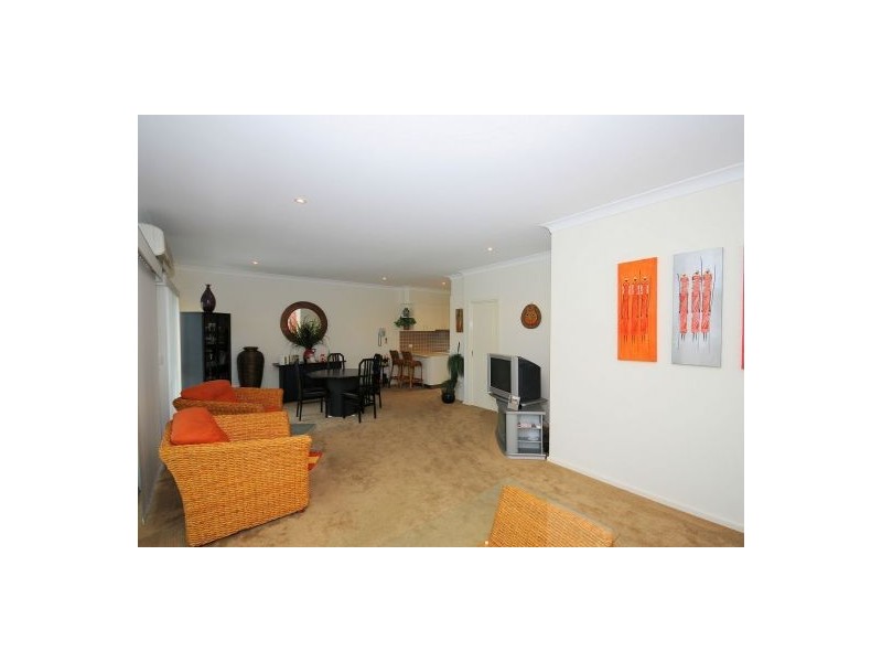5/201 Torquay Terrace, Torquay QLD 4655