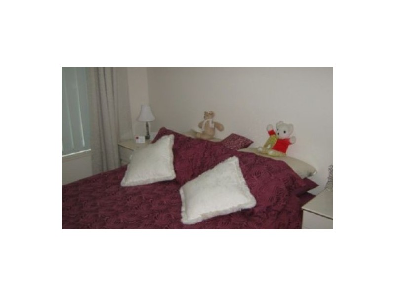 18 Sharyn Court, Point Vernon QLD 4655