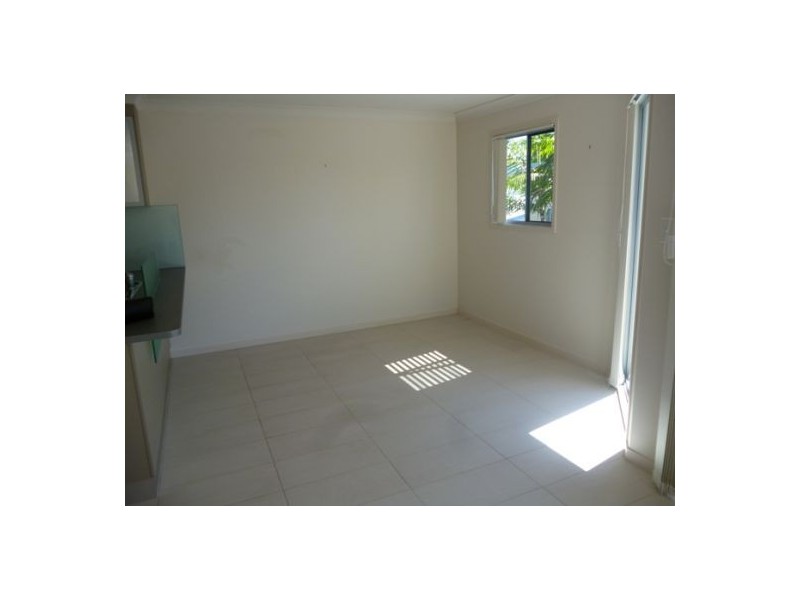 1/194 Cypress Street, Urangan QLD 4655