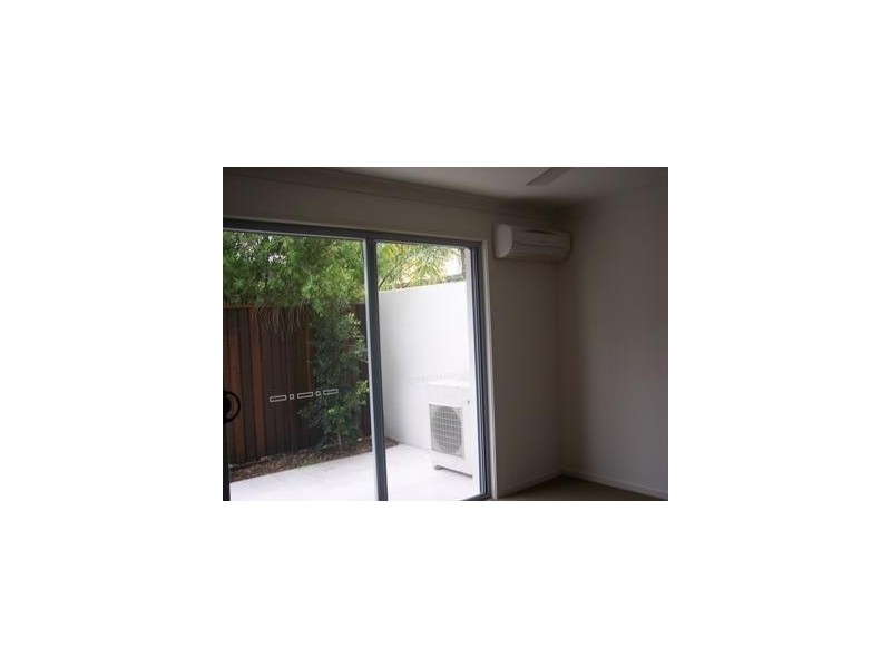 1/194 Cypress Street, Urangan QLD 4655