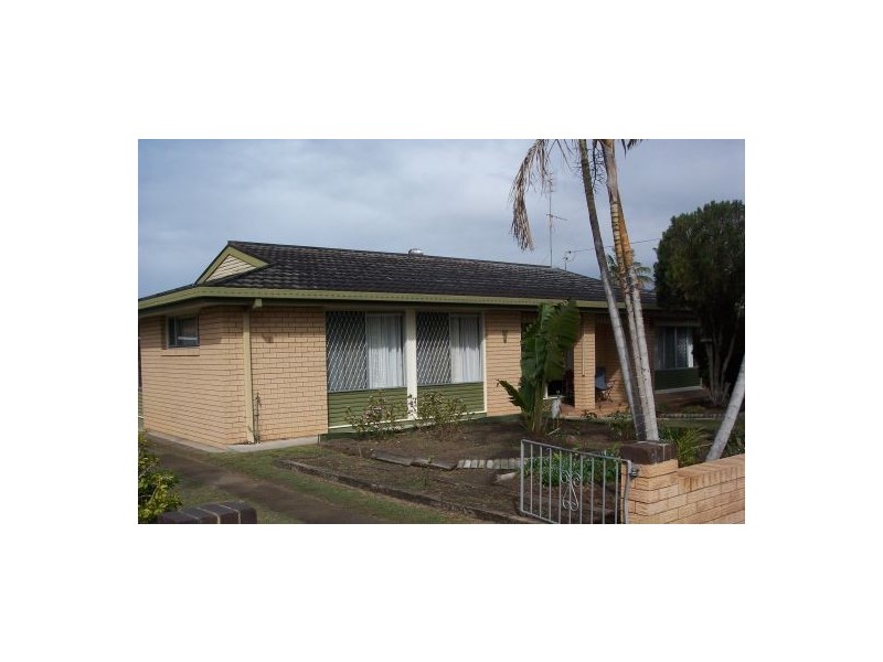 7 King Street, Urangan QLD 4655