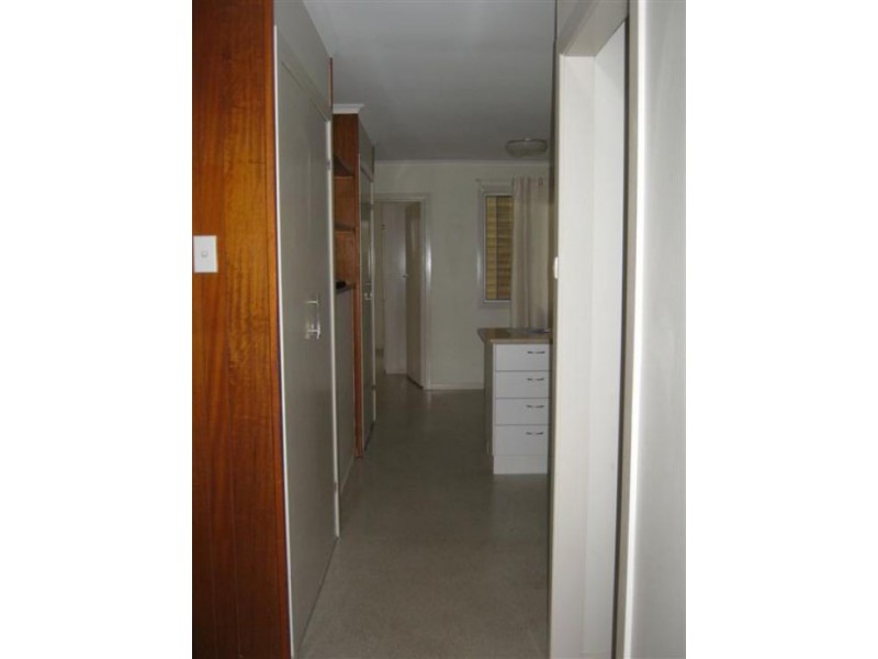 160 Cypress Street, Urangan QLD 4655