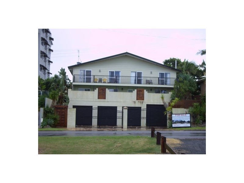 238 Esplanade, Pialba QLD 4655