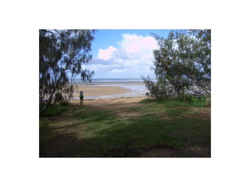 238 Esplanade, Pialba QLD 4655