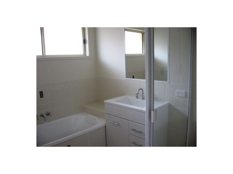 36 Bounty Circuit, Eli Waters QLD 4655