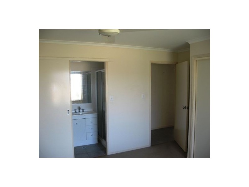 9 Kensi Court, Point Vernon QLD 4655