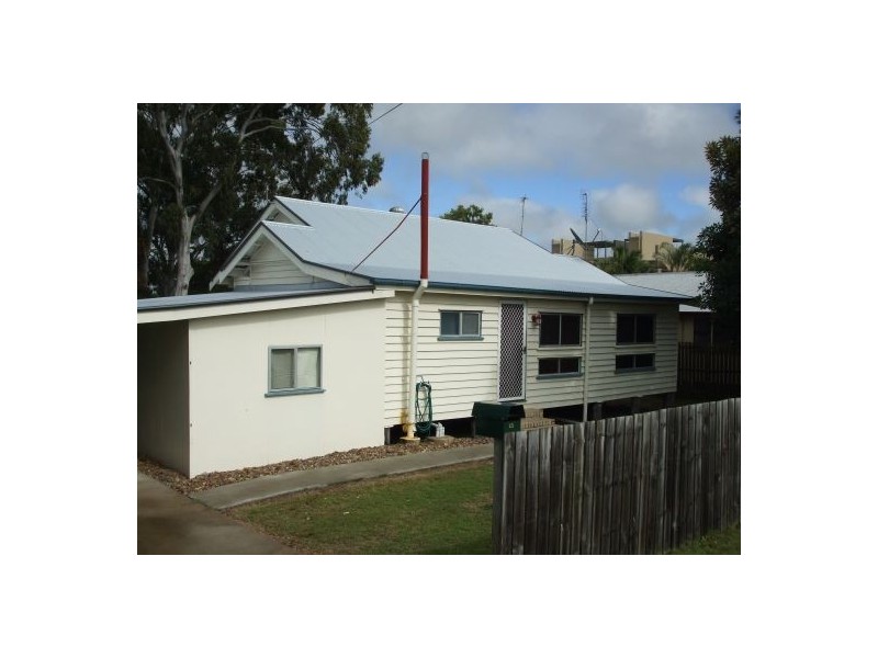 23 King Street, Urangan QLD 4655